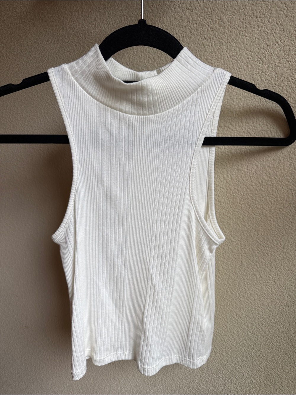 Topshop White Ribbed Sleeveless Mock Neck Top Size 4